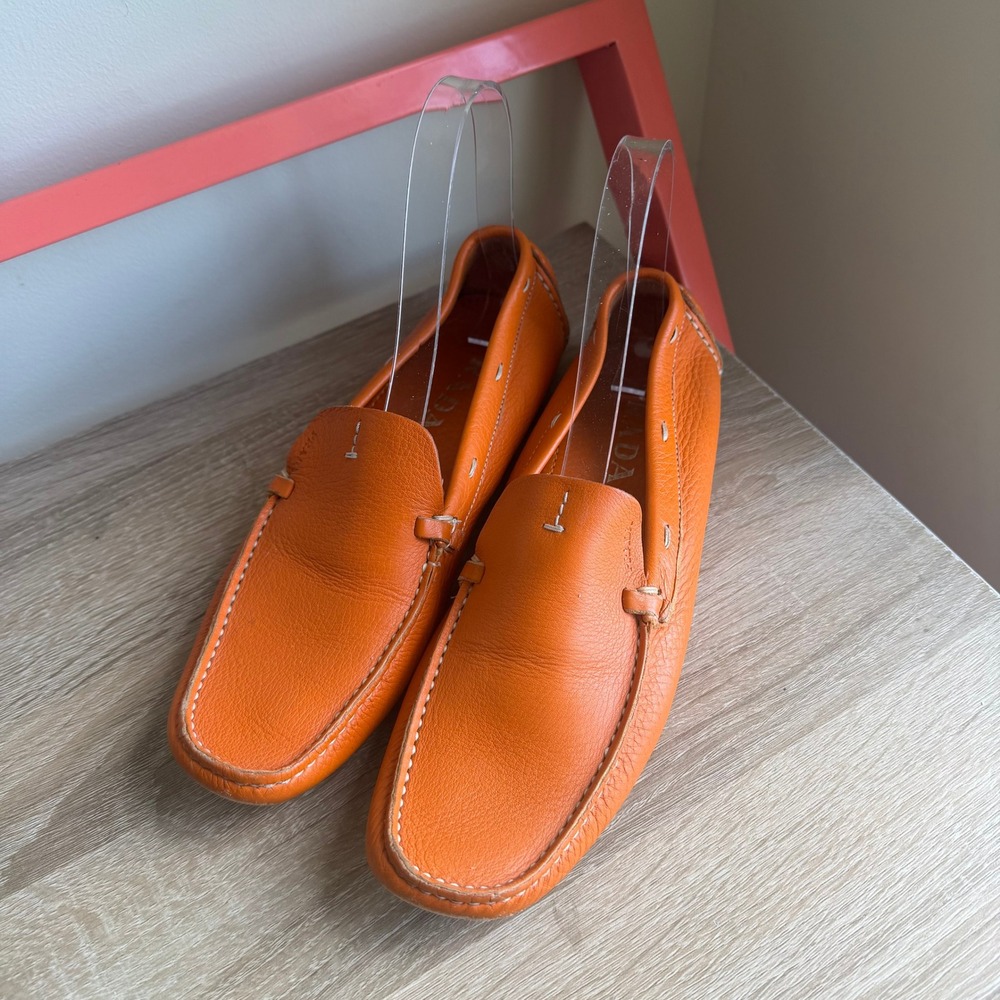 VTG Prada Orange Pebbled Leather Driving Loafers Shoes 1D0257 Made in Italy 36.5